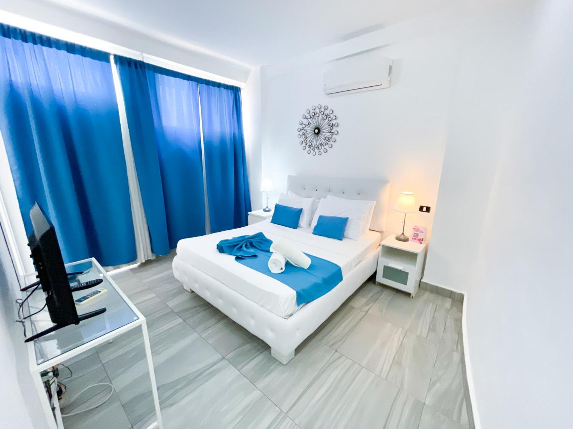 Ducassi Suites Studios Vacation Hotel Rooftop Pool Beach & Spa Punta Cana Exterior foto